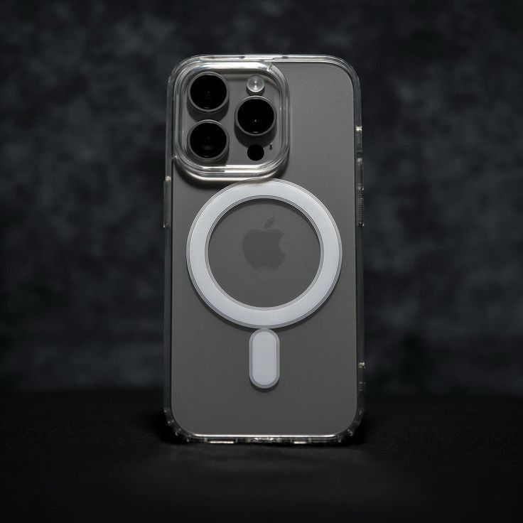 Matrix MagSafe Şeffaf Animasyonsuz Kılıf – Güçlü ve Sade Tasarım